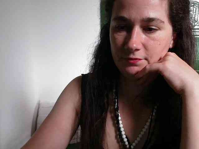 LatishaWhite webcam