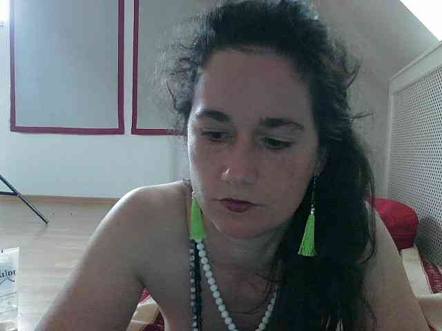 LatishaWhite webcam