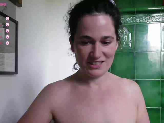 LatishaWhite webcam