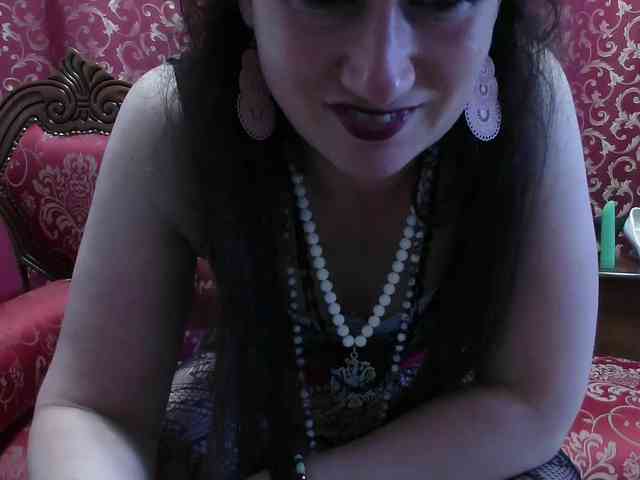 LatishaWhite webcam