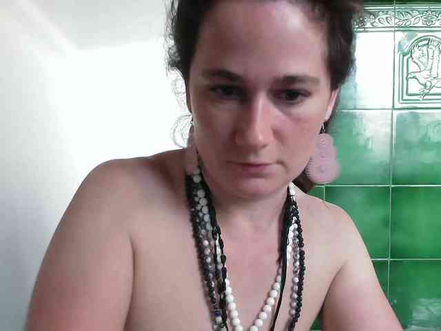 LatishaWhite webcam