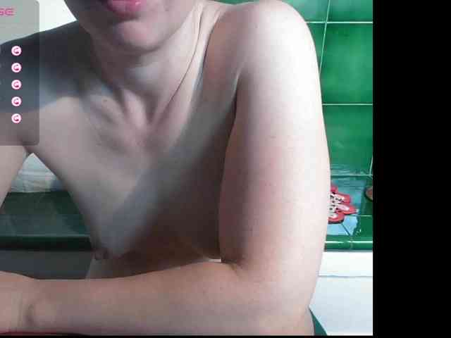 LatishaWhite webcam