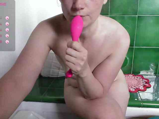 LatishaWhite webcam