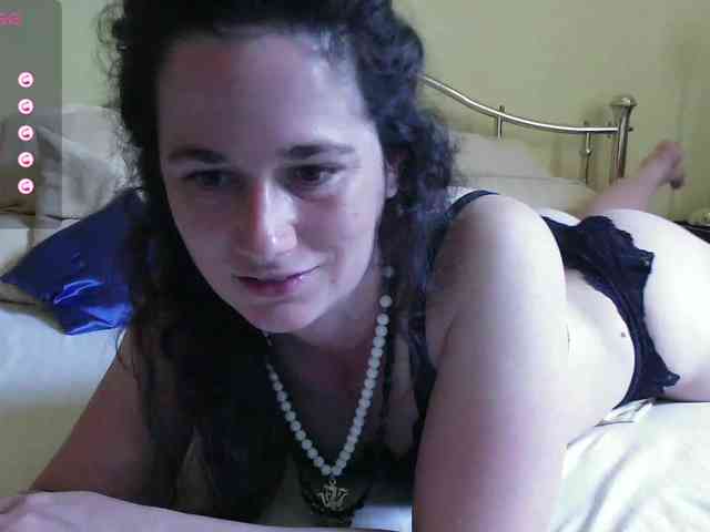 LatishaWhite webcam