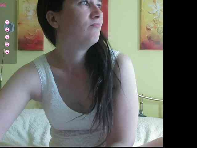 LatishaWhite webcam