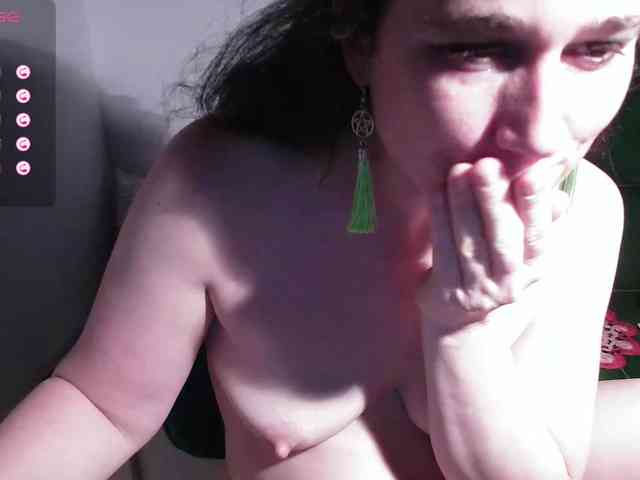 LatishaWhite webcam