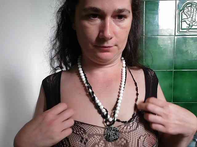 LatishaWhite webcam