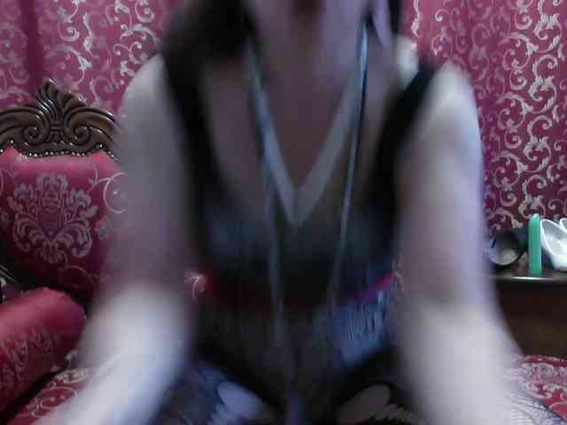 LatishaWhite webcam