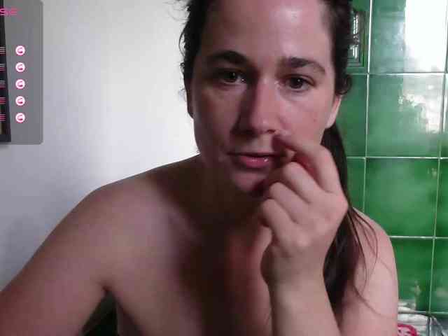 LatishaWhite webcam