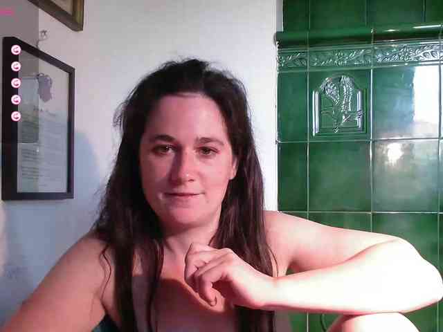 LatishaWhite webcam