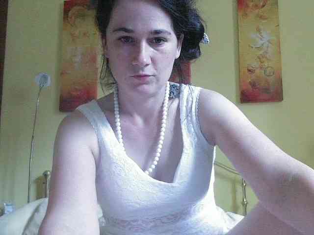 LatishaWhite webcam