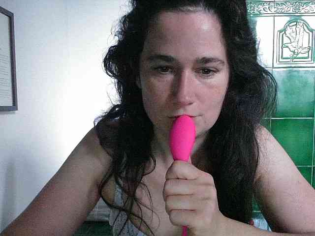 LatishaWhite webcam