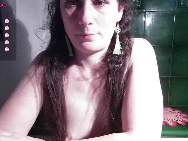 LatishaWhite webcam