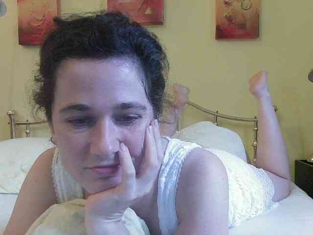 LatishaWhite webcam