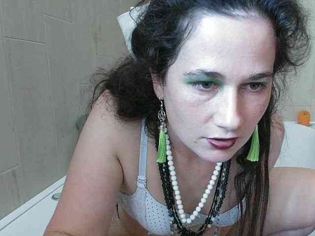 LatishaWhite webcam