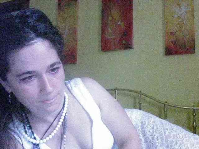 LatishaWhite webcam