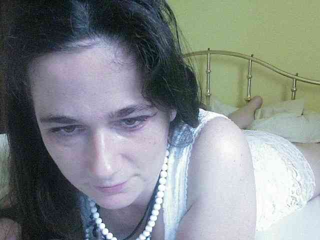 LatishaWhite webcam