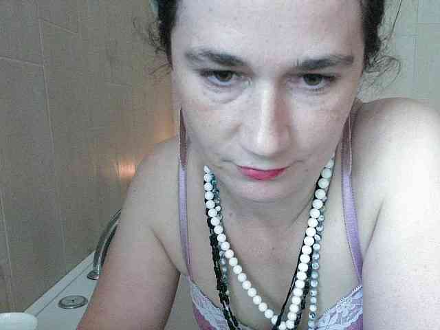 LatishaWhite webcam