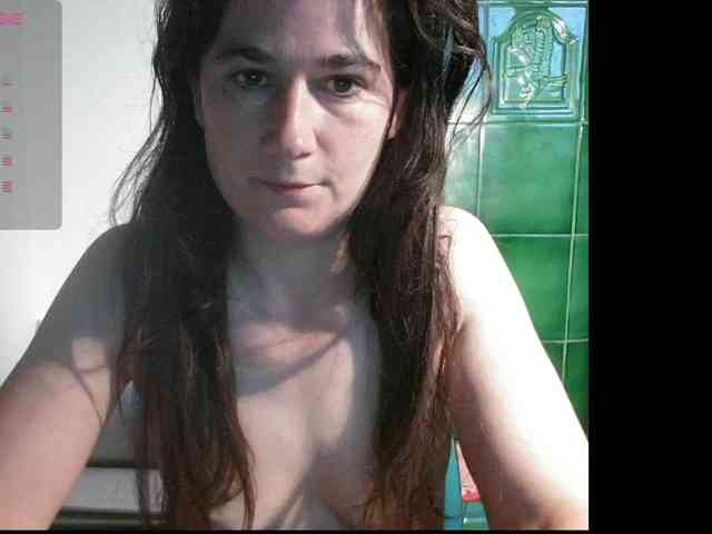 LatishaWhite webcam