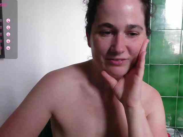 LatishaWhite webcam