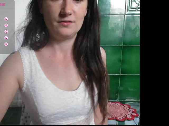 LatishaWhite webcam