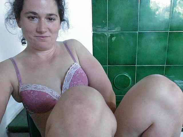 LatishaWhite webcam