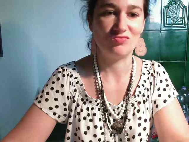 LatishaWhite webcam