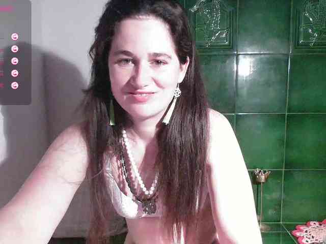 LatishaWhite webcam