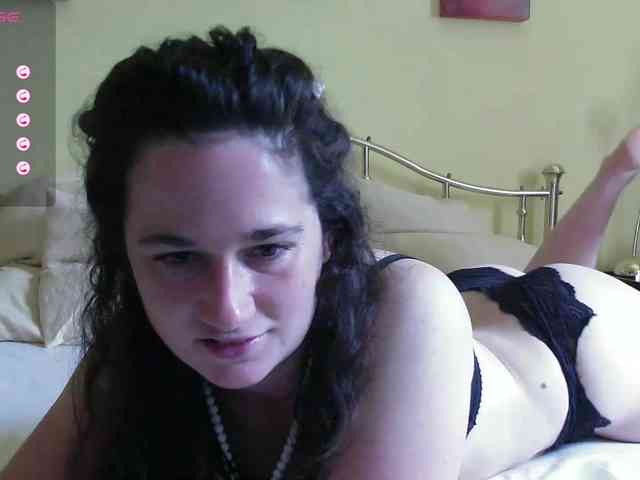LatishaWhite webcam