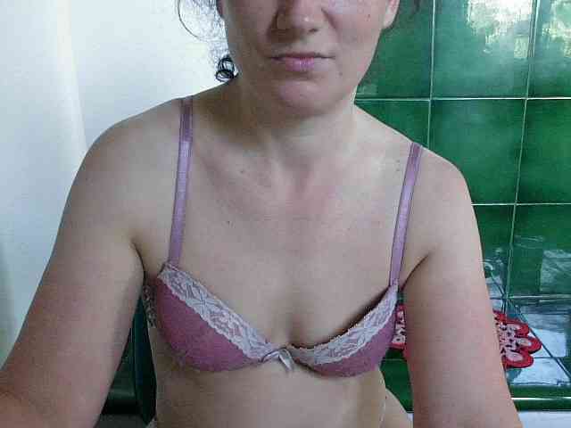 LatishaWhite webcam
