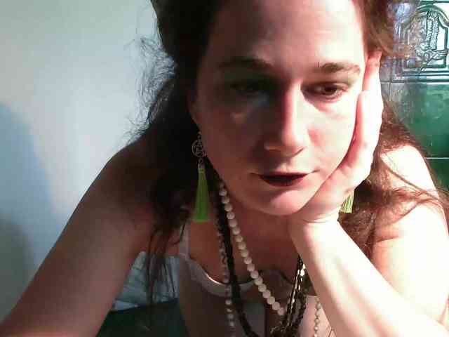 LatishaWhite webcam