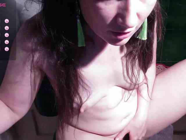 LatishaWhite webcam