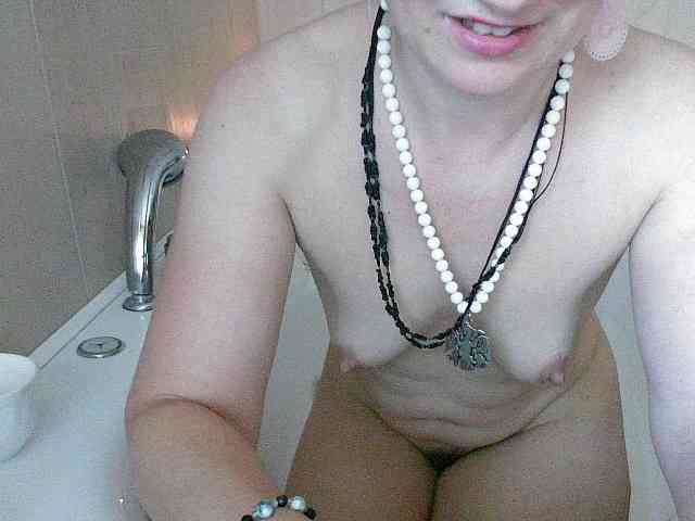 LatishaWhite webcam