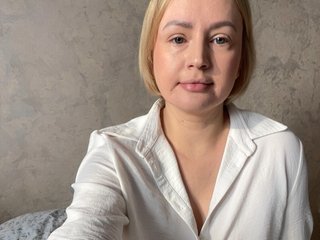 AlexaIvory Porn Show