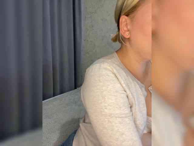 CozySandra webcam