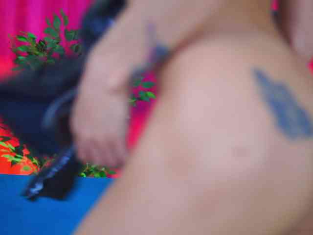 free chat online CurlyNatasha