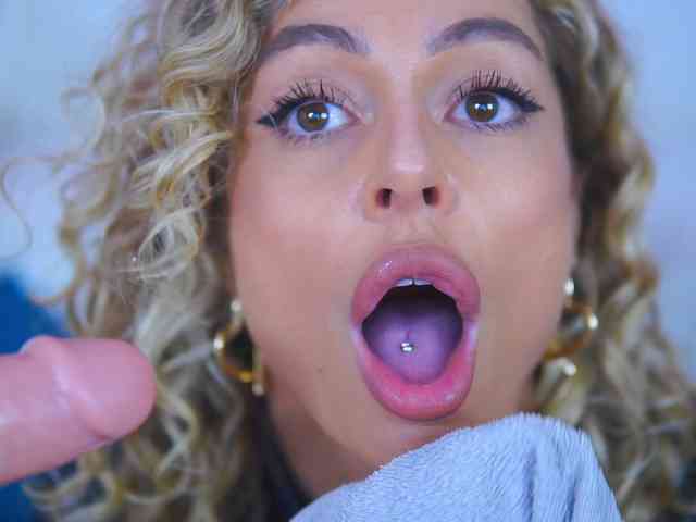 Модель: CurlyNatasha