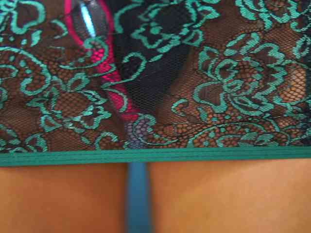 CurlyNatasha webcam