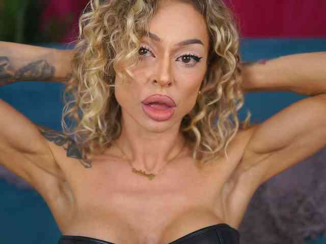 CurlyNatasha