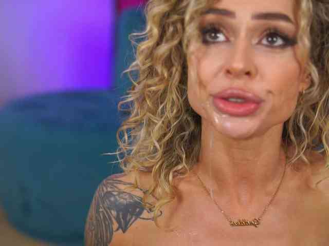 Модель: CurlyNatasha