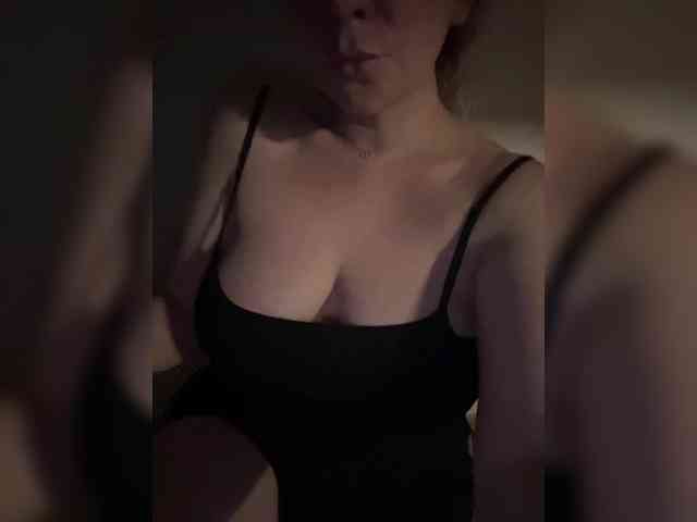 AnnaMilc webcam