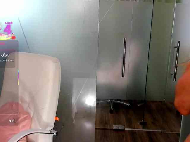 AnyaRayne webcam