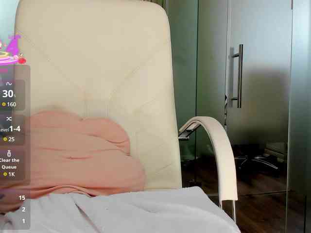 AnyaRayne webcam