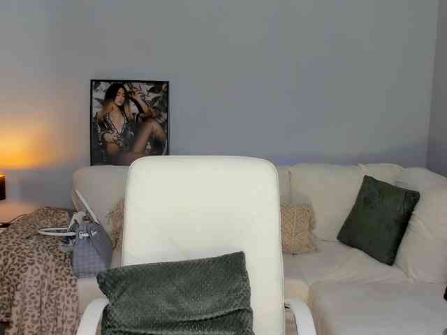 AnyaRayne webcam