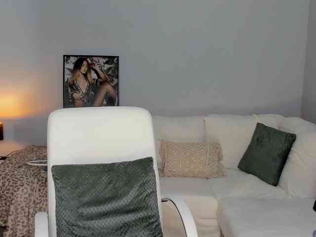 AnyaRayne Live Webcam on BongaCams