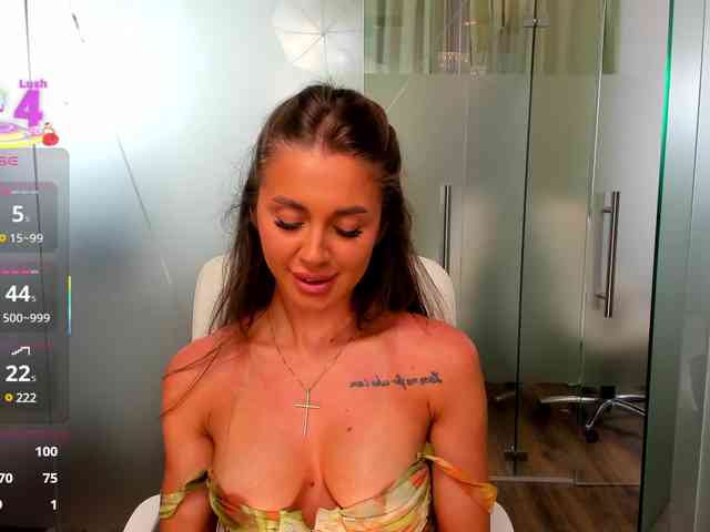 AnyaRayne Live Webcam on BongaCams