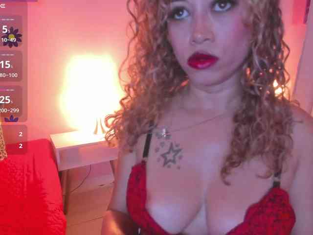 AgathaSmile webcam