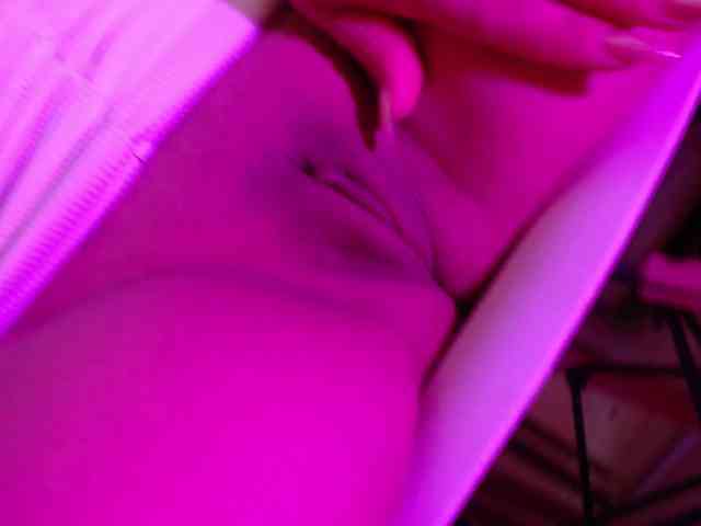 AgathaSmile webcam