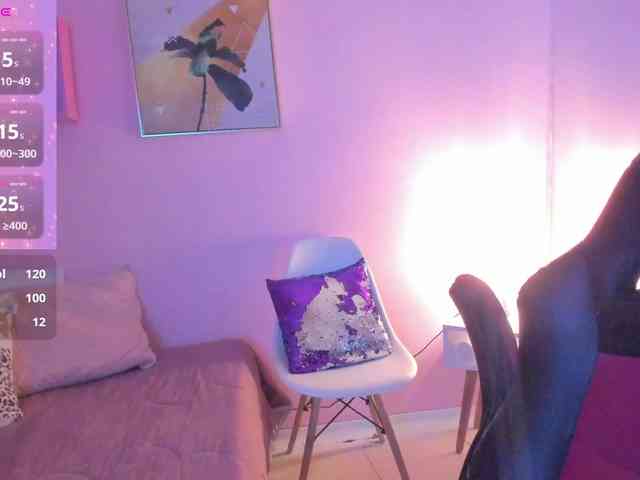 AgathaSmile webcam