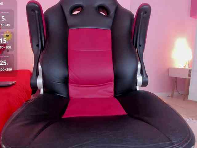 AgathaSmile webcam